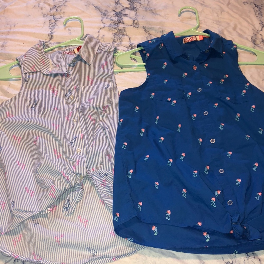 2 button up sleeveless tops